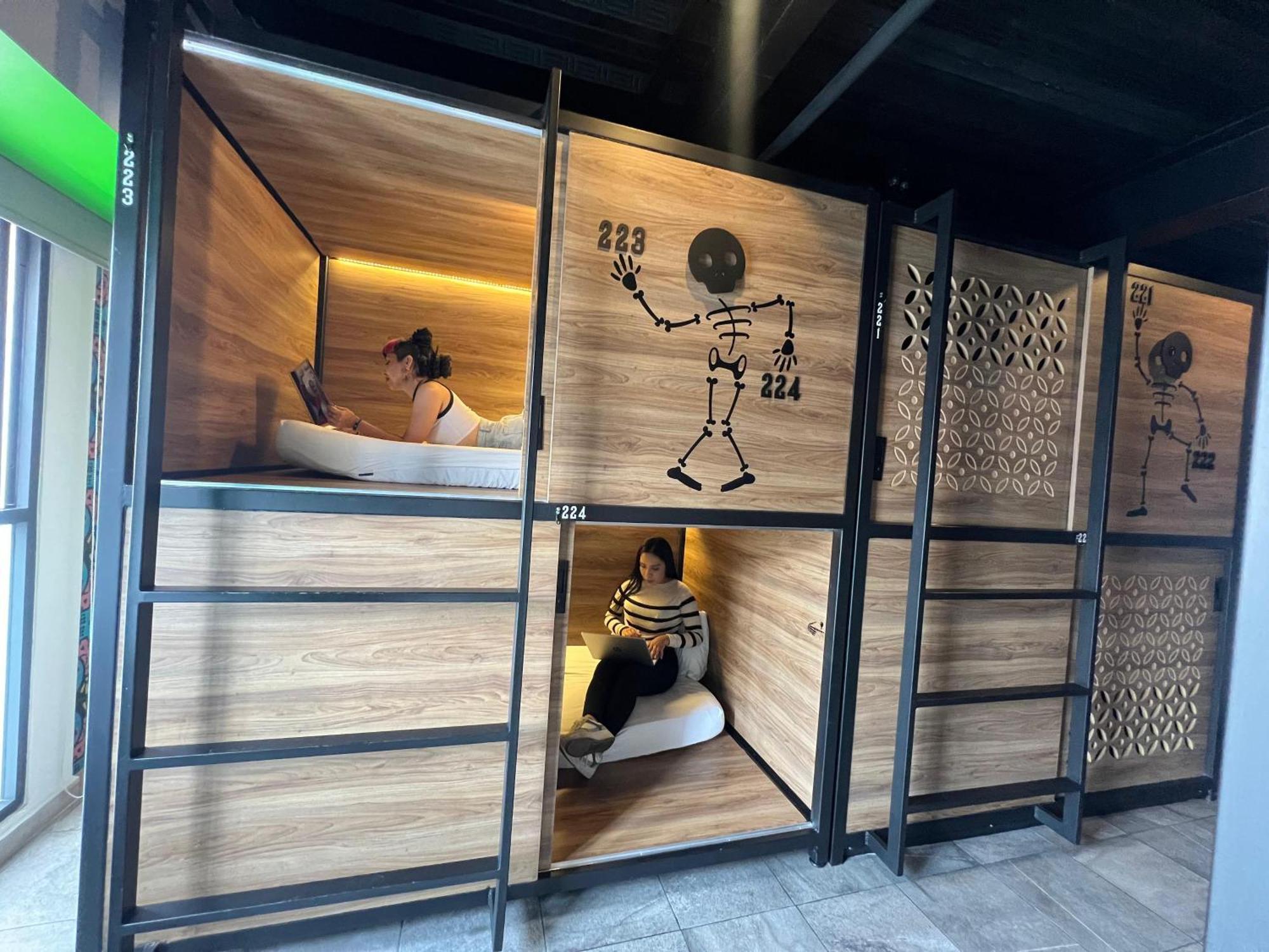 Barrio Downtown Mexico City Hostel Экстерьер фото