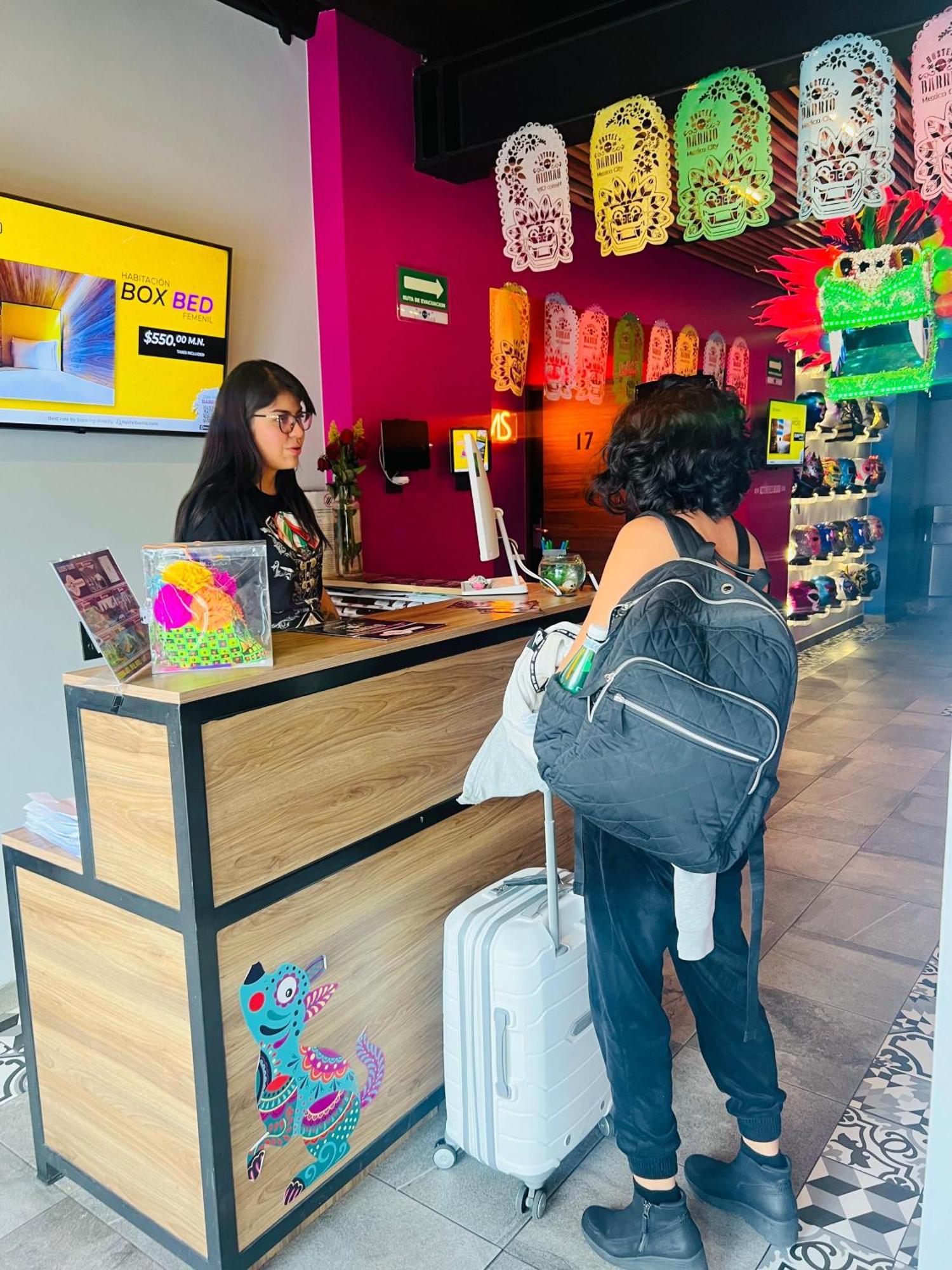 Barrio Downtown Mexico City Hostel Экстерьер фото
